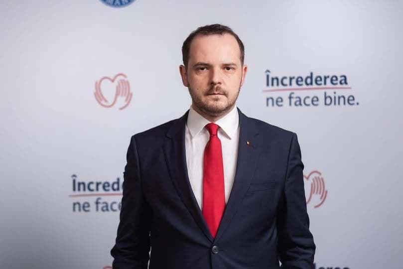 Rogobete a anunţat că Parlamentul a aprobat ca pacienţii cronici din programale naţionale şi cei care beneficiază de spitalizare de zi să fie exceptaţi de la neplata primei zile de concediu medical