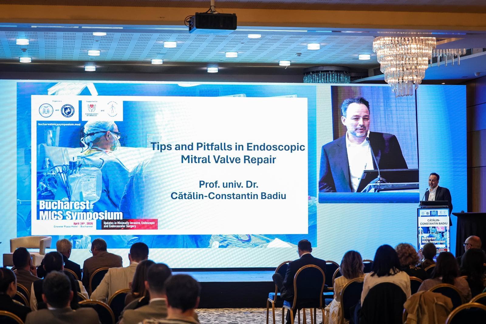 Dr. Cătălin Badiu: Le spun colegilor mai tineri - În fiecare zi targetul lor trebuie să fie vârfurile cele mai înalte/ Dr. Badiu a adus pentru ei la Bucureşti elita chirurgiei cardiovasculare mondiale - FOTO