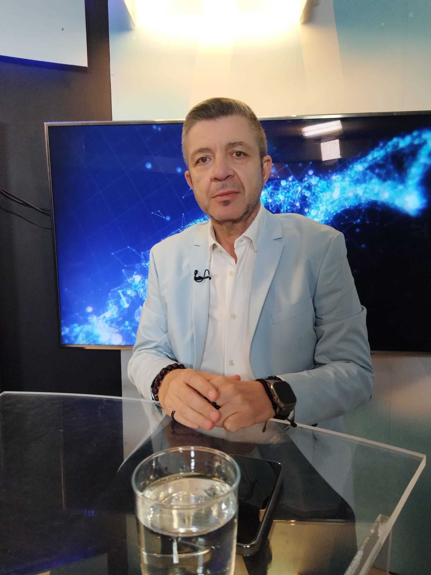 Medicul Toni Popescu (Sanitas): În clipa în care tu înăspreşti condiţiile, creşti pretenţiile prin legislaţie, nu ai cum să faci faţă cu acelaşi număr de oameni. Sistemul a ajuns într-un prag foarte greu de manageriat