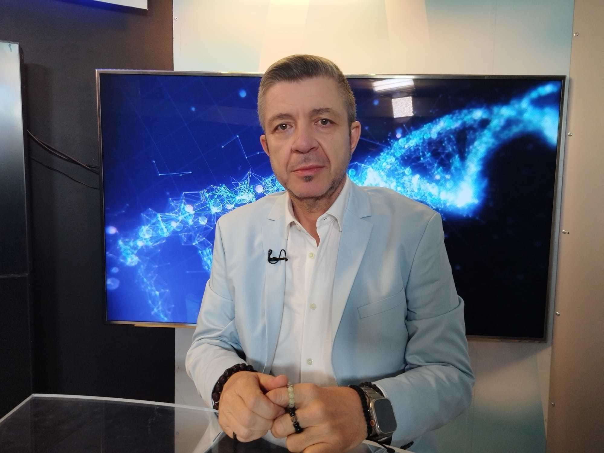Dr. Toni Popescu (Sanitas): Vreţi să-mi spuneţi că România stă că pierde 700 de milioane de euro când mă uitam la fondurile astea, SAFE, de 17 miliarde de euro? N-o să pierdem 700 de milioane. O să pierdem probabil 70 de miliarde prin plecările din sistem