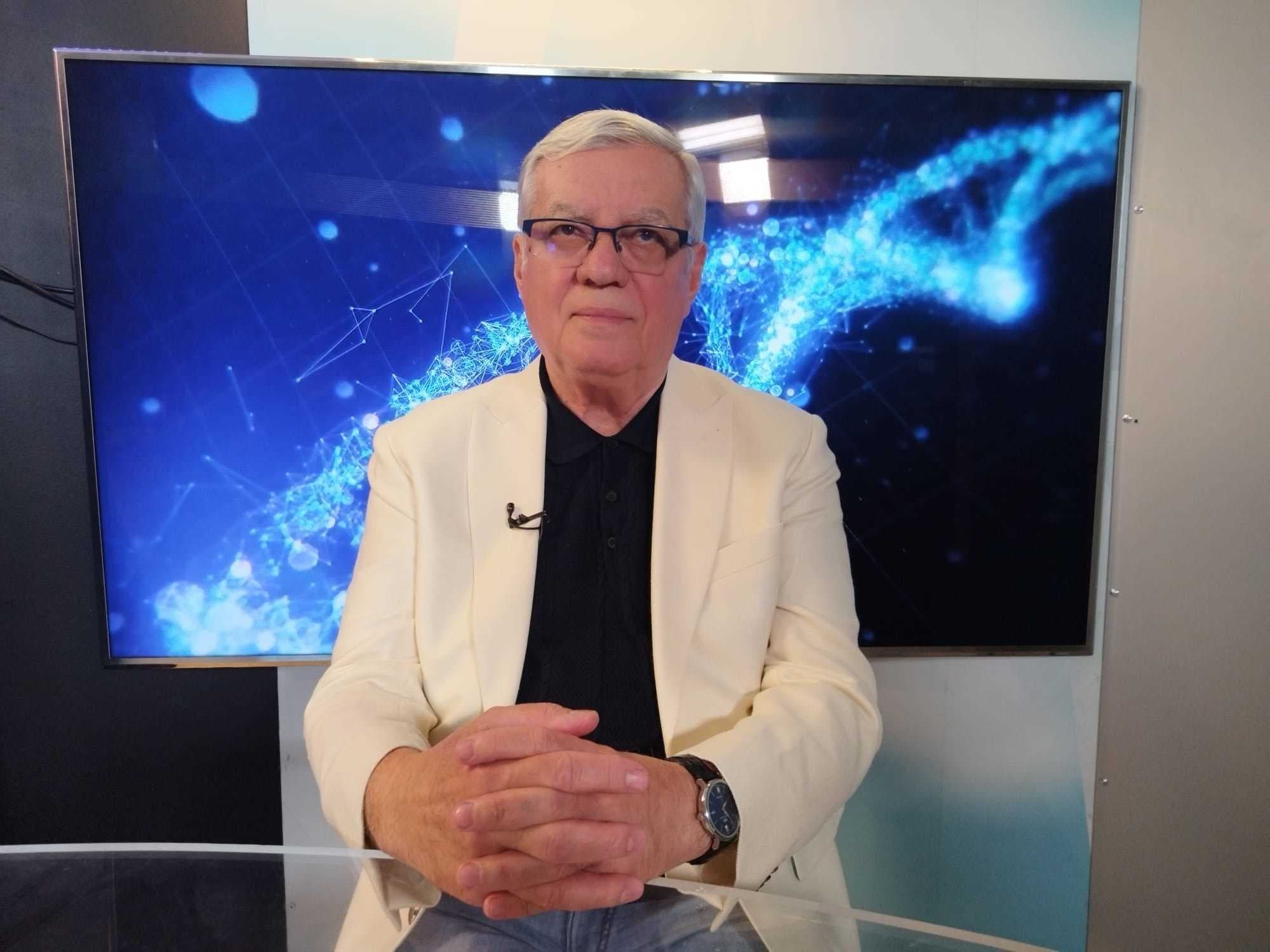 Prof. dr. Petre Brătilă: Noi uităm să stăm de vorbă cu pacientul aşa cum stăteau maeştrii noştri, am uitat să punem mâna pe pacient, să-l simţim, să-l palpăm