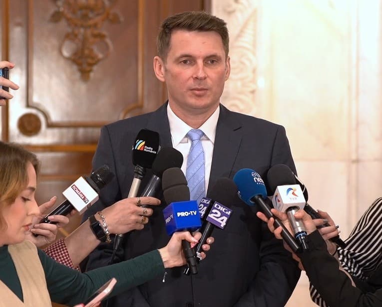 Mircea Abrudean, despre susţinerea de către PNL a unui guvern minoritar PSD-UDMR-minorităţi: Dacă priorităţile acestui guvern se pliază pe ceea ce PNL a susţinut, continuarea reformelor, PNRR, program de guvernare, poate fi o discuţie