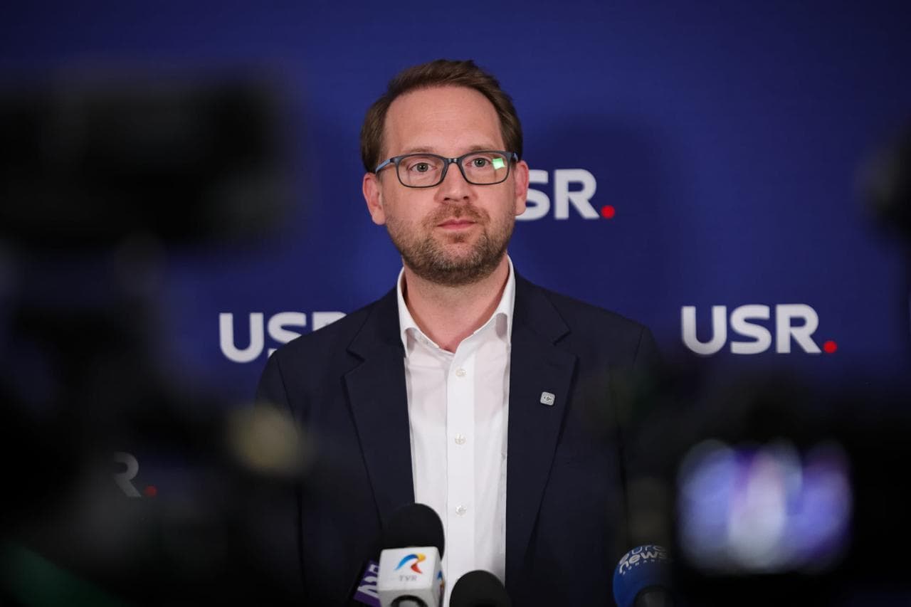 Dominic Fritz (USR): Scenariul unui guvern tehnocrat eu încă nu l-am înţeles, pentru că, la prima vedere, pare ca un fel de paravan pentru ca PSD să poată să continue să exercite puterea. Şi asta este rău pentru ţară