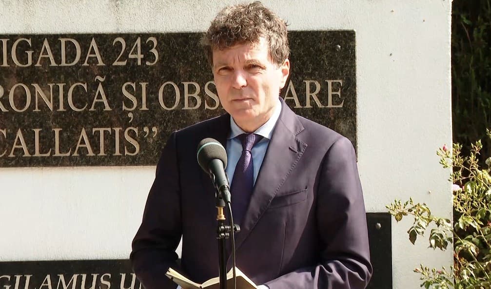 Nicuşor Dan: E cert, am avut o dronă ucraineană, parte dintr-un set de patru, care au pierdut controlul, încărcate cu explozibil / Ucraina este ţara agresată. Deci, pentru orice fel de evenimente care apar, responsabilul este Rusia - VIDEO