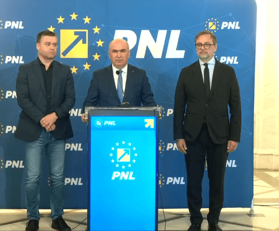 Liberalii iau în calcul excluderea din partid a lui Adrian Veştea, după ce a fost desemnat premier, fără informarea şi acordul partidului / BPN, convocat pentru a a propune excluderea, decizia se poate lua doar în Consiliul Naţional al PNL - surse