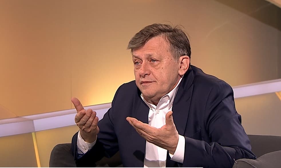 Crin Antonescu: Dacă tot se dă o luptă în PNL, eu aş vrea să fie o luptă pe identitatea partidului, între conservatori şi progresişti