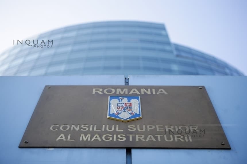 Nicuşor Dan, despre lista neagră a CSM: E legitim ca CSM să-i apere pe magistraţi, nu e legitim, însă, ca CSM să escaladeze. E foarte bine că ei au luat opinii, dar să indici nume şi prenume, persoane fizice, ONG-uri, asta nu e deloc corect