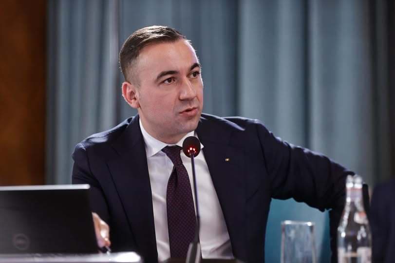 Bogdan Ivan: PSD susţine printr-un amendament, în Parlament, prelungirea reducerii accizei pe litru de motorină standard cu 36 de bani, cu încă trei luni
