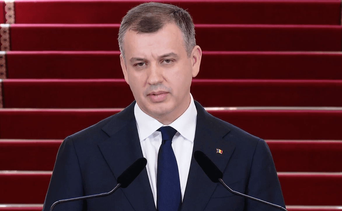 Eugen Tomac: Fiecare zi fără un nou guvern afectează enorm economia, preţurile şi consolidează propaganda antinaţională / Nu mai există niciun argument raţional pentru a ţine ţara blocată. Liderii politici trebuie să renunţe la calcule de orice fel