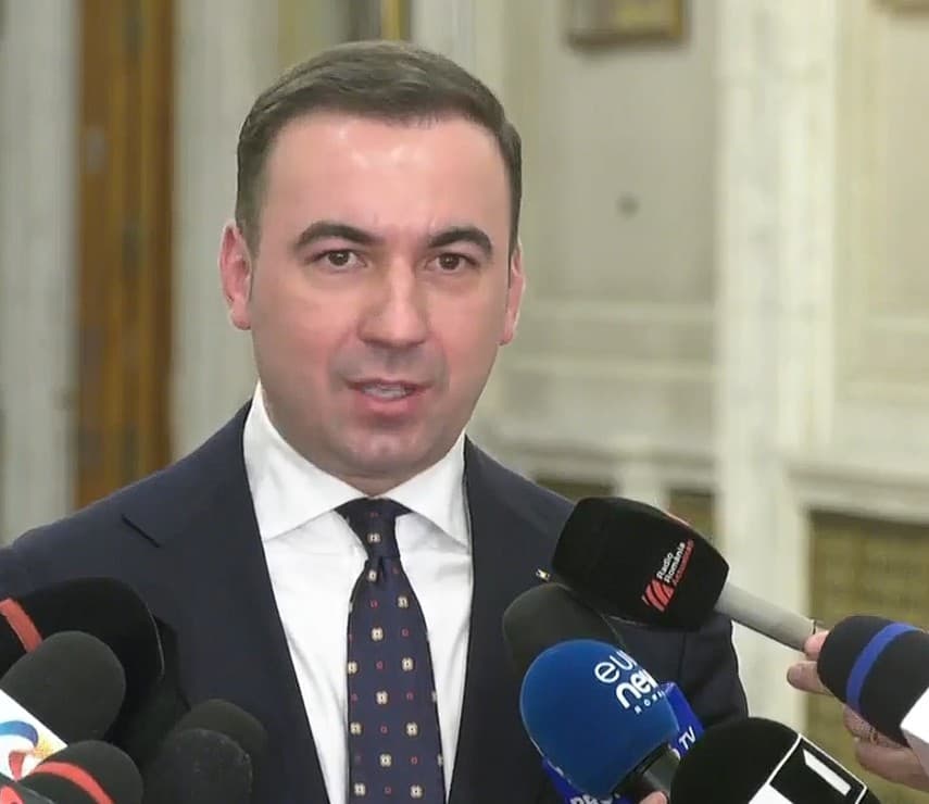 UPDATE - Ministrul Energiei anunţă că România a primit derogare din partea guvernului american pentru a reporni rafinăria Petrotel Lukoil: Principal element al stabilizării pieţei de carburanţi / Niciun gram de petrol rusesc nu va ajunge în România