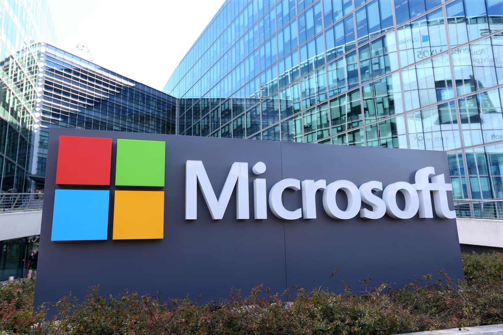 Un studiu pune din nou sub semnul întrebării tehnologia de calcul cuantic promovată de Microsoft