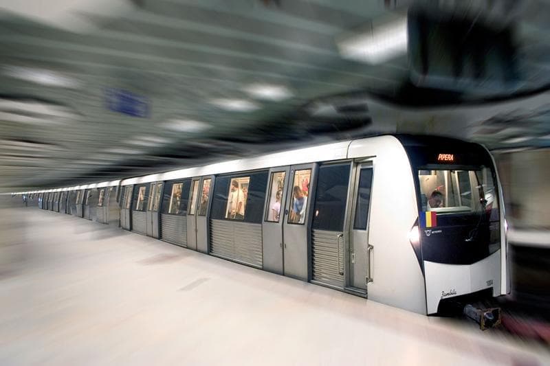 Metrorex - Posibilă tentativă de sinucidere la staţia de metrou Păcii. Circulaţia trenurilor a fost reorganizată