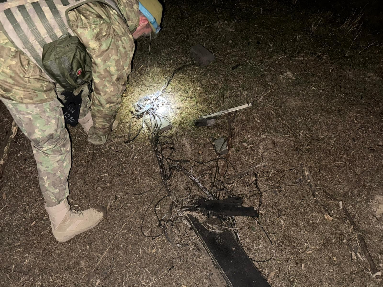 Dronă prăbuşită în Galaţi - Ministerul Apărării: De la începutul războiului, în 47 de situaţii au fost identificate fragmente de drone pe teritoriul României, 12 doar în acest an Ministerul Apărării transmite, vineri dimineaţă, că, de la începutul războiu
