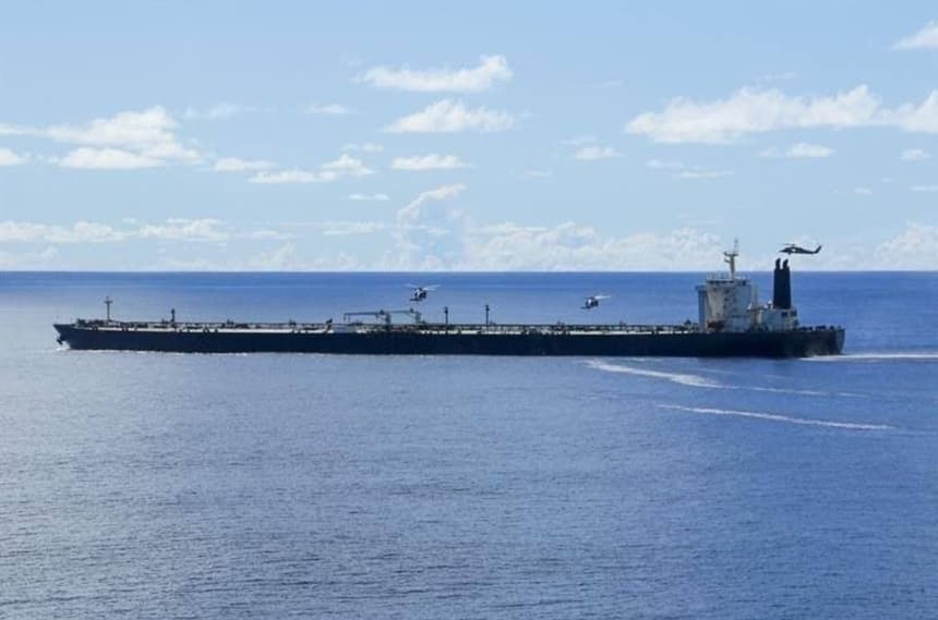 Garda de Coastă suedeză a reţinut în Marea Baltică un petrolier suspectat că ar face parte din flota fantomă a Rusiei