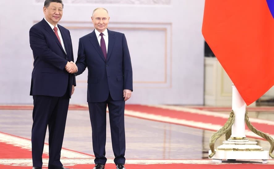 Putin declară că relaţiile dintre Rusia şi China sunt la un nivel fără precedent şi îl invită pe Xi în Rusia