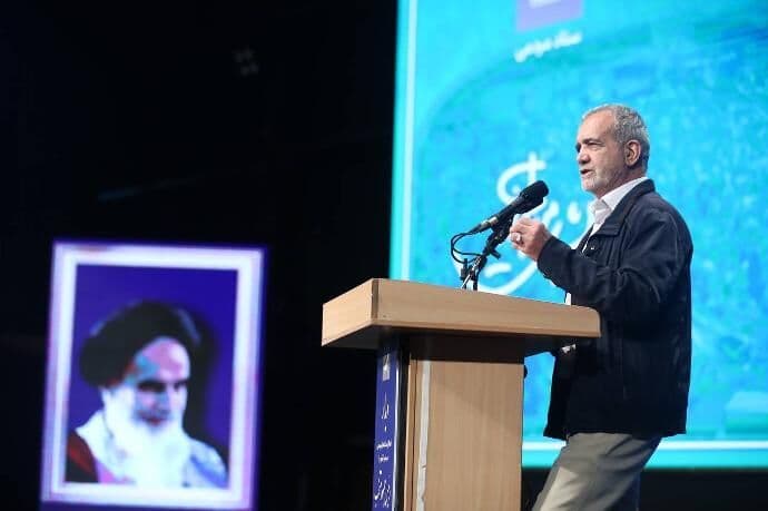 Iranul îl sfidează pe Trump: „De data aceasta, războiul nu se va limita la regiune”. O delegaţie din Qatar soseşte la Teheran pentru discuţii diplomatice