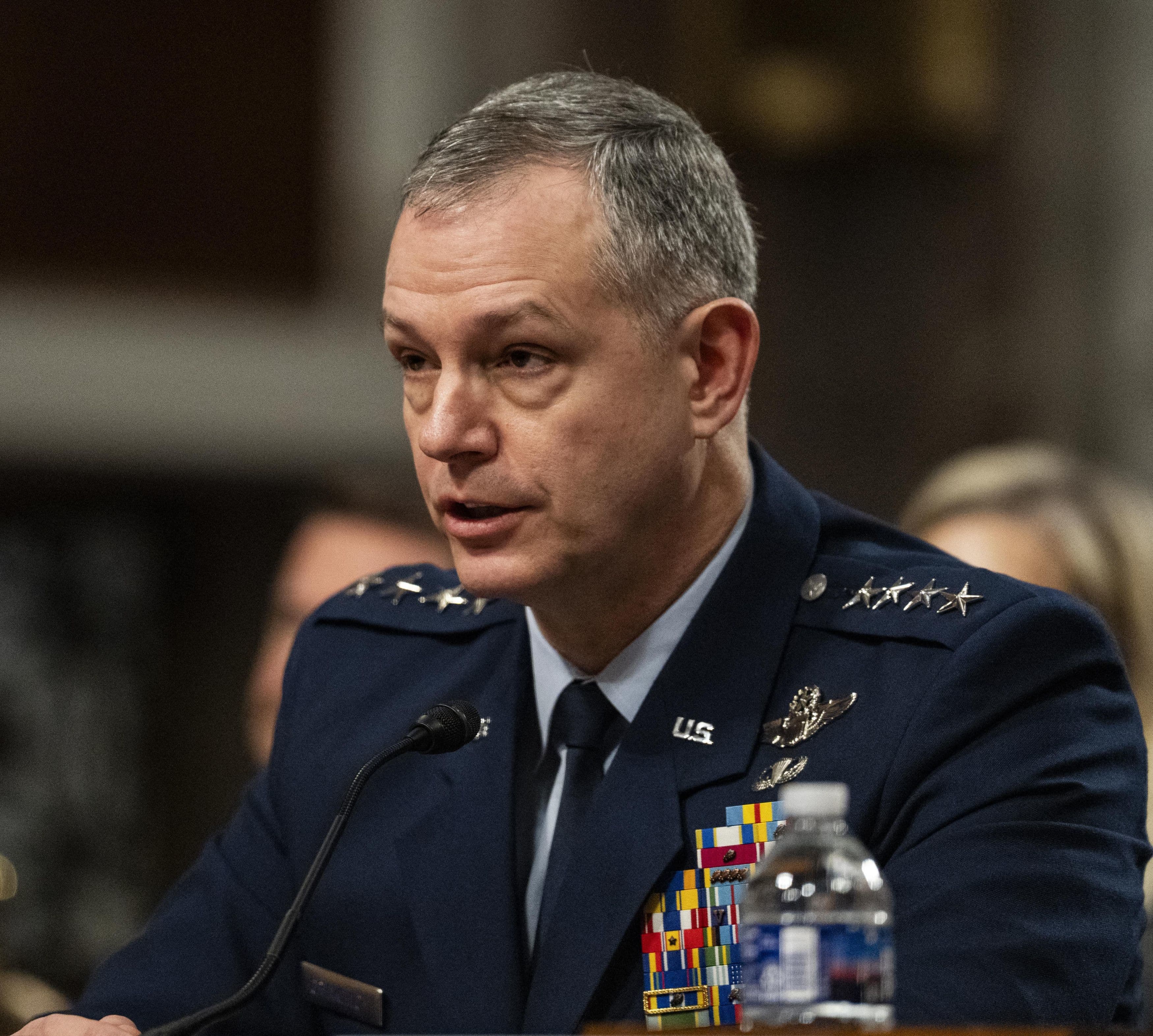 POLITICO: Aliaţii NATO doresc să-i acorde comandantului suprem mai multă libertate în doborârea dronelor