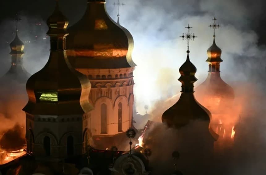 Restaurarea Catedralei Adormirii şi Mănăstirii ortodoxe Lavra Peşterilor din Kiev, avariate de ruşi, ar putea dura aproximativ doi ani, estimează directorul ansamblului arhitectural clasat în Patrimoniul UNESCO, Maksîm Ostapenko. Pagubele, estimate iniţia