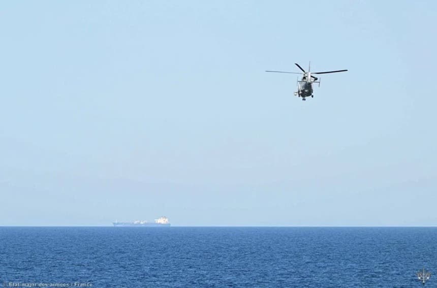 Franţa interceptează al cincilea petrolier din flota fantomă rusă, Deliver, în largul Siciliei, anunţă Macron