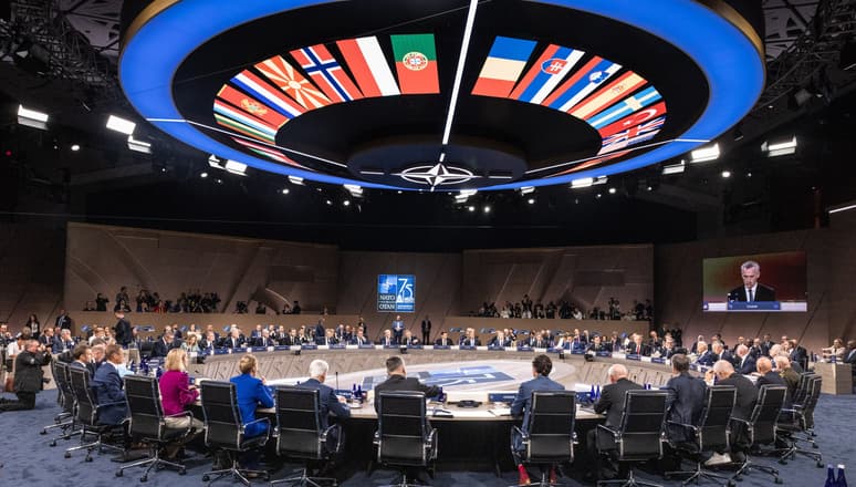 POLITICO: Aliaţii vor promite contracte de armament în valoare de miliarde şi ajutor pentru Ucraina la summitul NATO de la Ankara. Declaraţia finală ar putea conţine referiri la războiul SUA împotriva Iranului