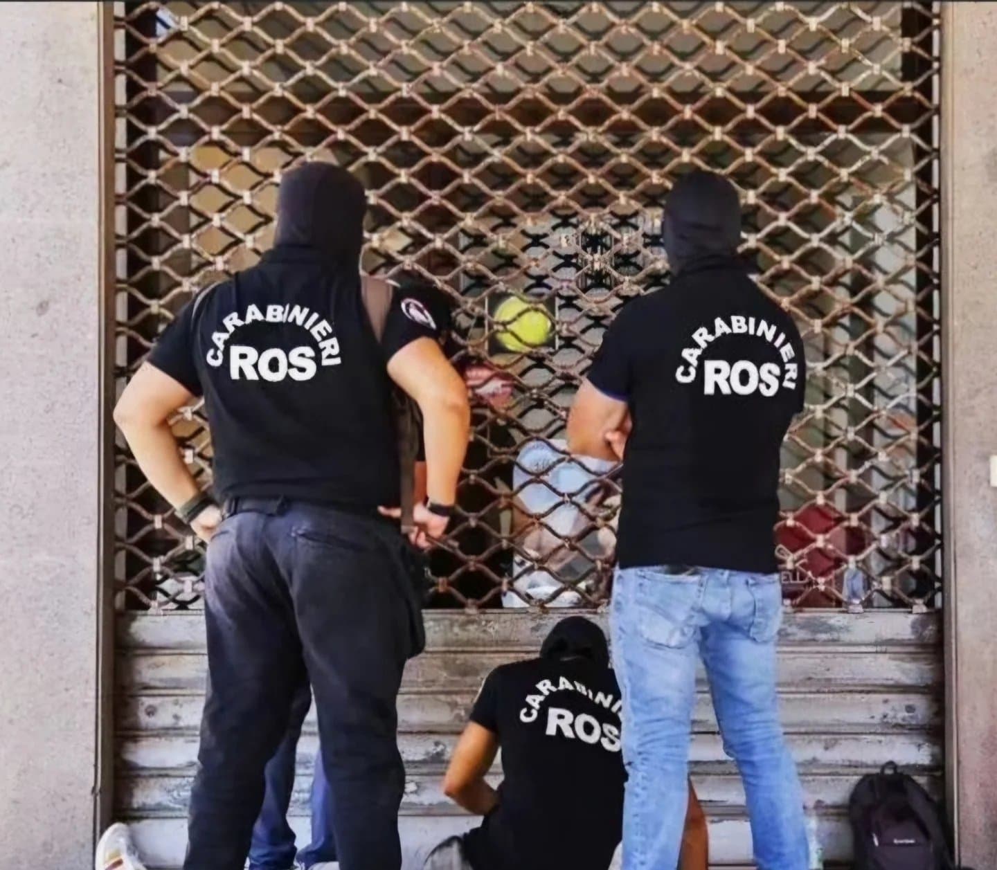 Doi bărbaţi au fost arestaţi în Italia pentru spionaj în profitul Rusiei. Unul dintre ei a fost membru al serviciilor italiene de informaţii