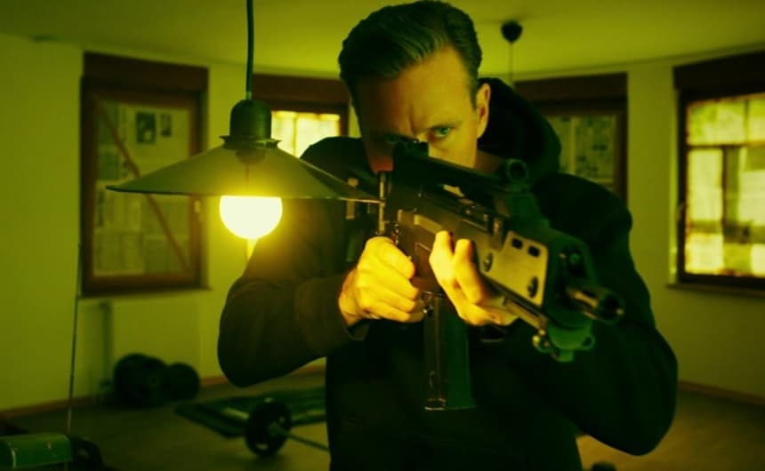 Elon Musk promovează filmul „anti-imigranţi” al lui Armie Hammer, oferind posibilitatea de a fi descărcat gratuit pe X/ VIDEO