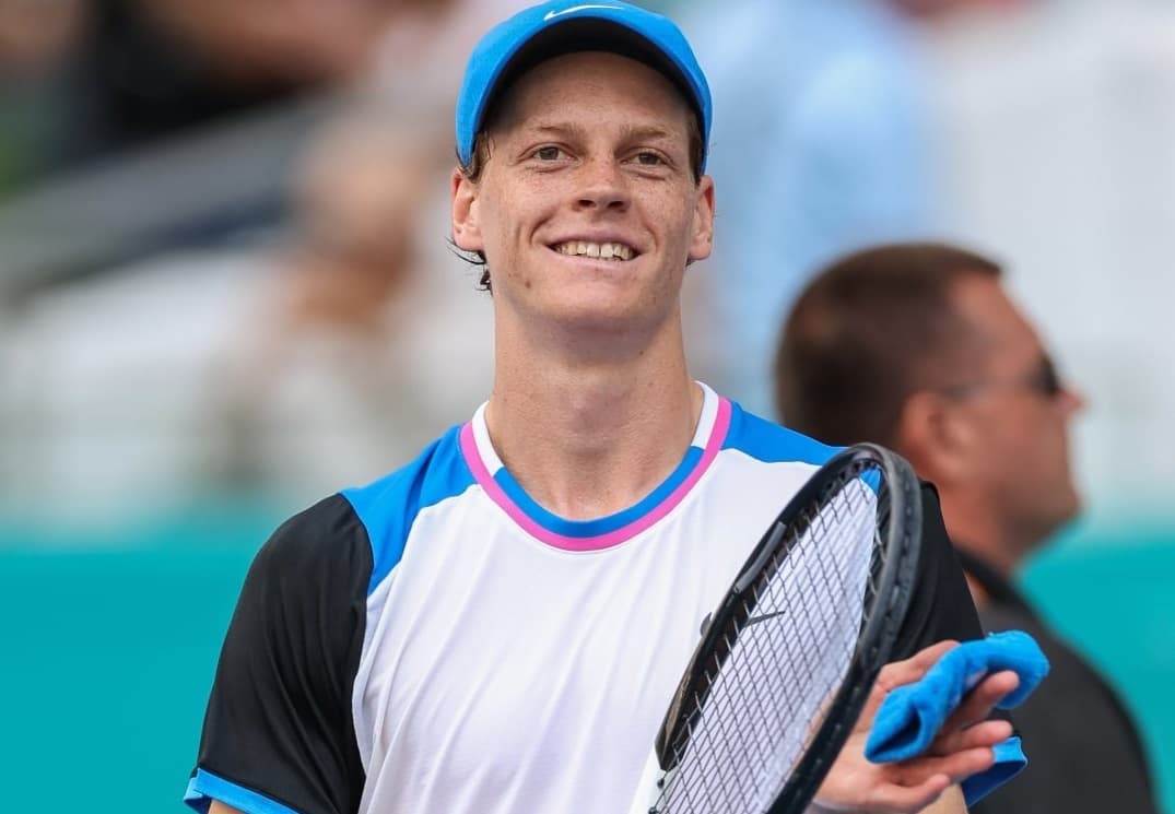 Tenis: Jannik Sinner a devenit la Roma cel mai tânăr jucător care câştigă toate cele nouă titluri Masters 1000