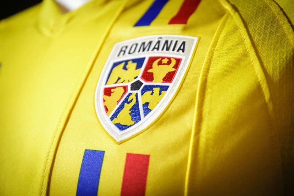 Selecţionerul Gheorghe Hagi a ales 23 de tricolori pentru meciul de la Tbilisi. Cine rămâne la Bucureşti