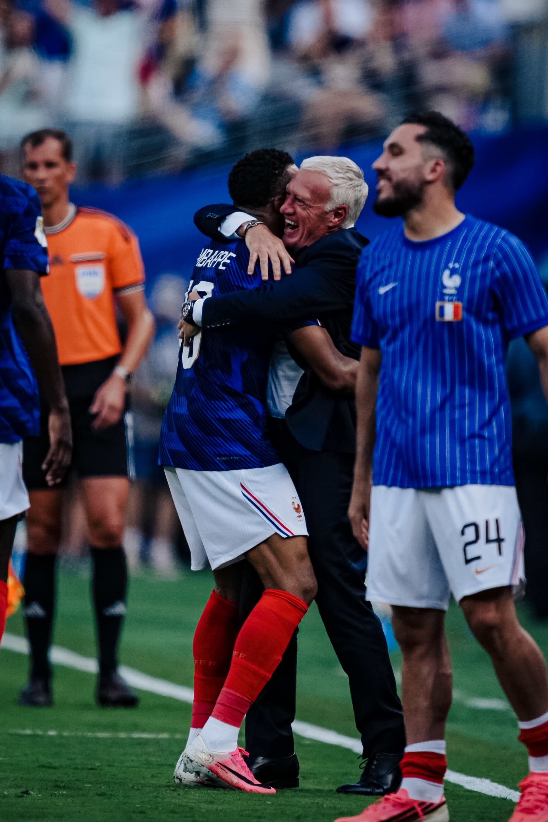 Cupa Mondială 2026: „Îl prezentaţi ca pe un dictator” - Deschamps îi ia apărarea căpitanului Mbappe