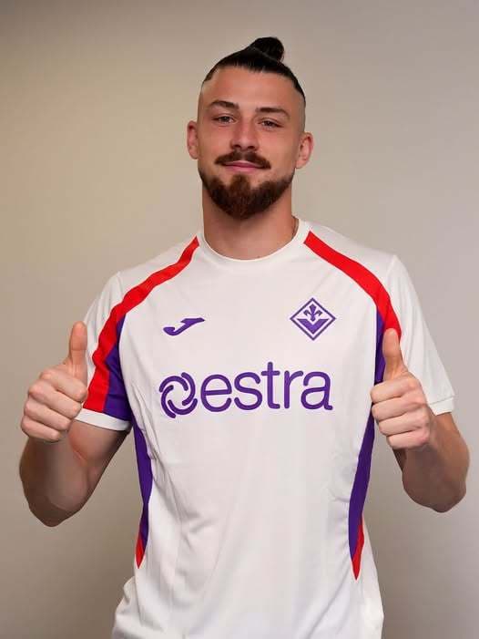 Radu Drăguşin a semnat cu Fiorentina