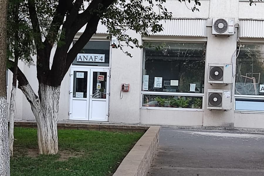 Un antreprenor a descoperit că ANAF i-a respins contestația cu articole de lege inventate de AI. Când inteligența artificială scrie, verifică și decide, ce mai fac inspectorii ANAF?