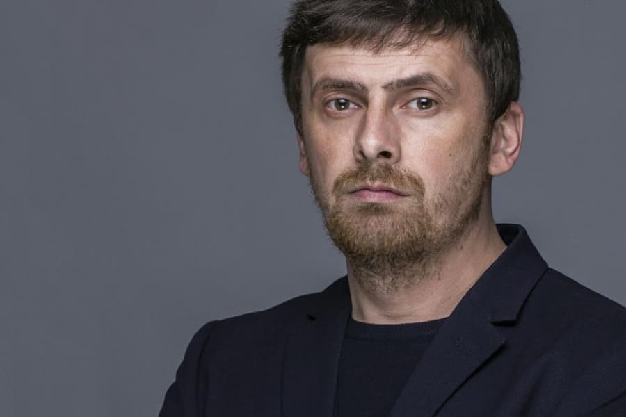 Două nume noi sunt lăudabile, dar nu suficiente. Partidul Național Liberal trebuie să-și rescrie softul, nu doar fotografia de grup