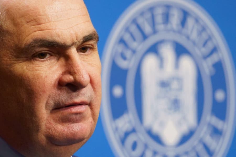 Internetul a fost invadat de ode dedicate domnului Ilie Bolojan, care se luptă cu șobolanii din cămară. Îmi pare rău că vă stric petrecerea, dar eu am reținut alte lucruri
