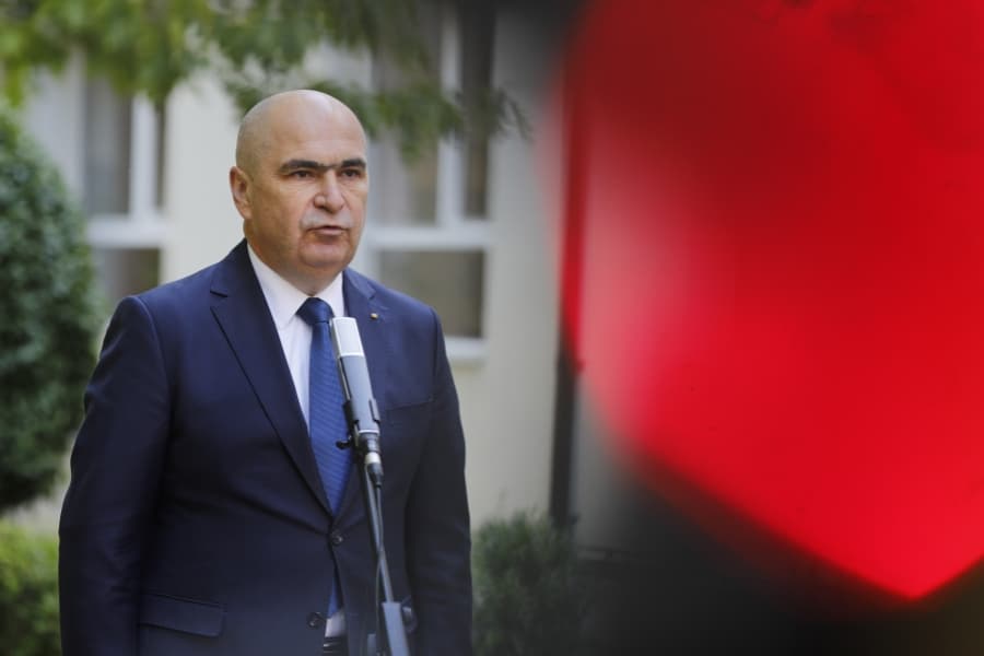 Ilie Bolojan, descris de unul dintre miniștrii săi: „Ai un pompier care vine să îți stingă incendiul în casă”. Ce spune despre relația dintre premier și președinte