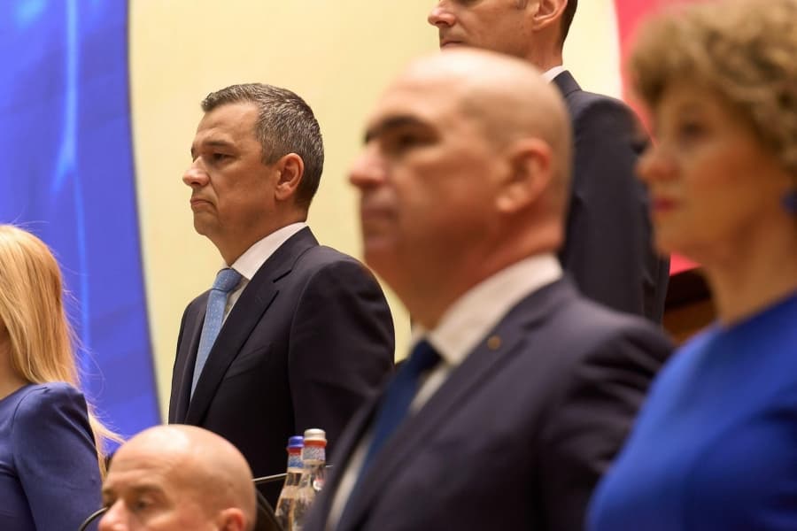 Detalii de culise de la negocierile pentru formarea unui guvern. Care este diferența dintre vechea „rotativă” PSD-PNL și noua formulă de „guverne succesive”