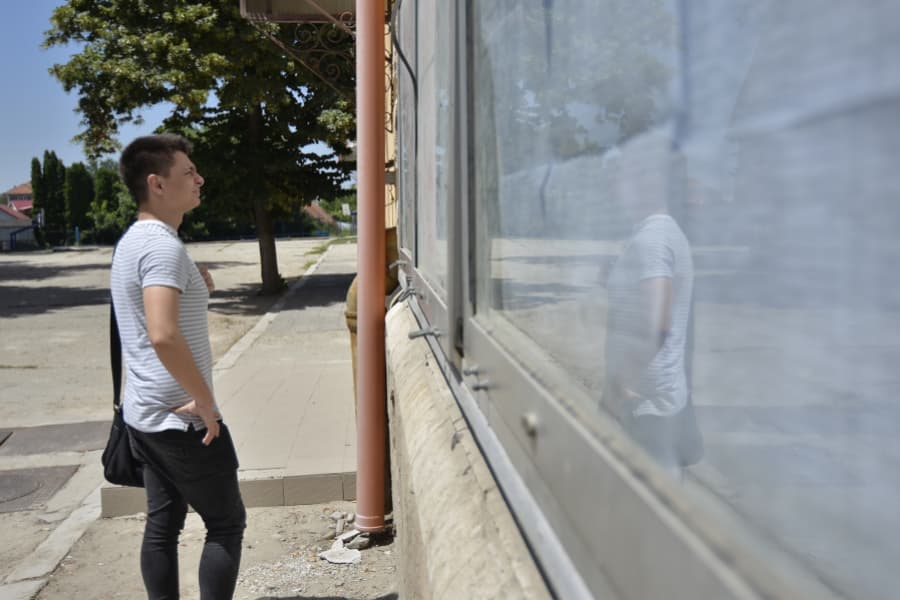 De la 5 la Evaluarea Națională, la 9.31 la Bacalaureat. Povestea unui elev care a primit o șansă și ce putem învăța cu toții din ea