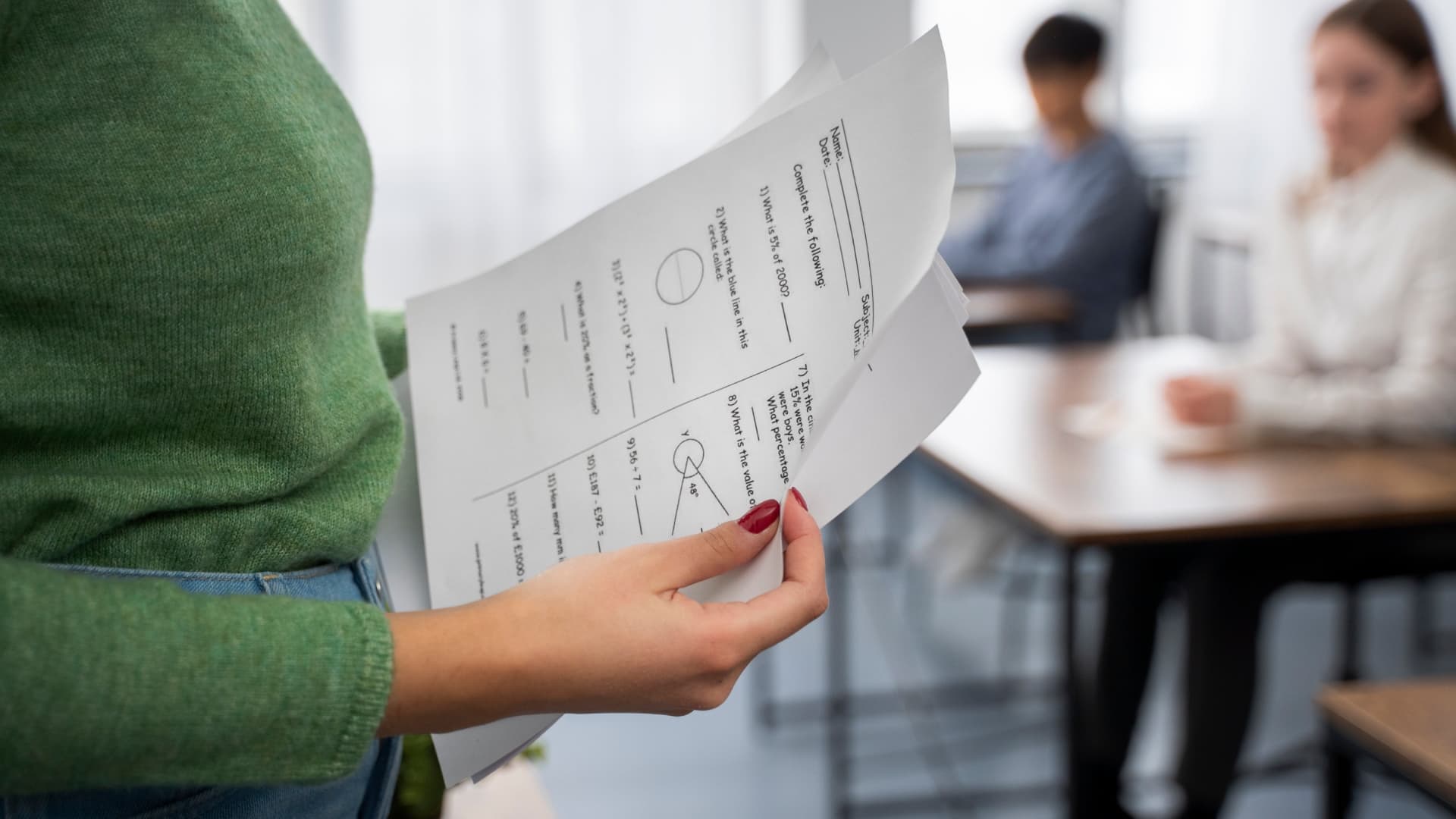 Profesori din 40 de școli din București boicotează simulările pentru evaluarea națională. Peste 3.000 de elevi sunt afectați