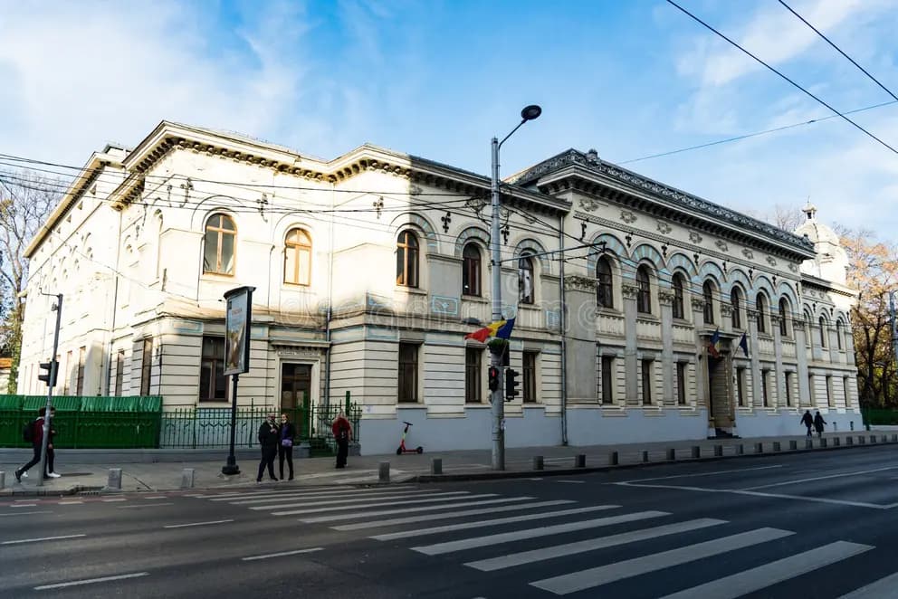 Liceul Gheorghe Lazăr, cele două vieți ale unui simbol al Bucureștiului. De la casele boierești în care învățau la început copiii la monumentul care azi trebuie pus în siguranță