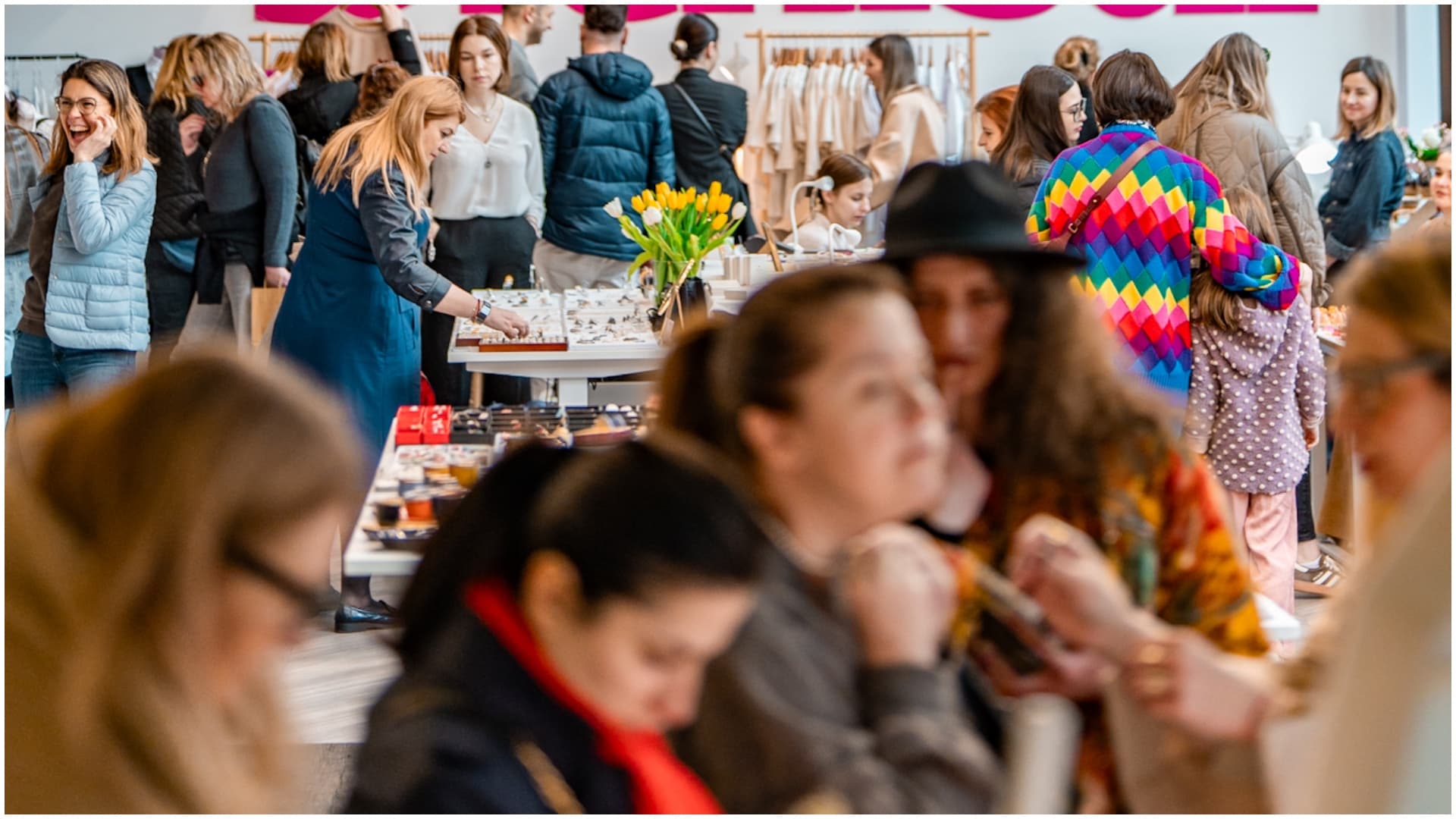 Dichisar de Paște este la Impact Hub Universitate. Bucureștenii vor găsi aici cadouri speciale, de la bijuterii până la ceramică și multe altele