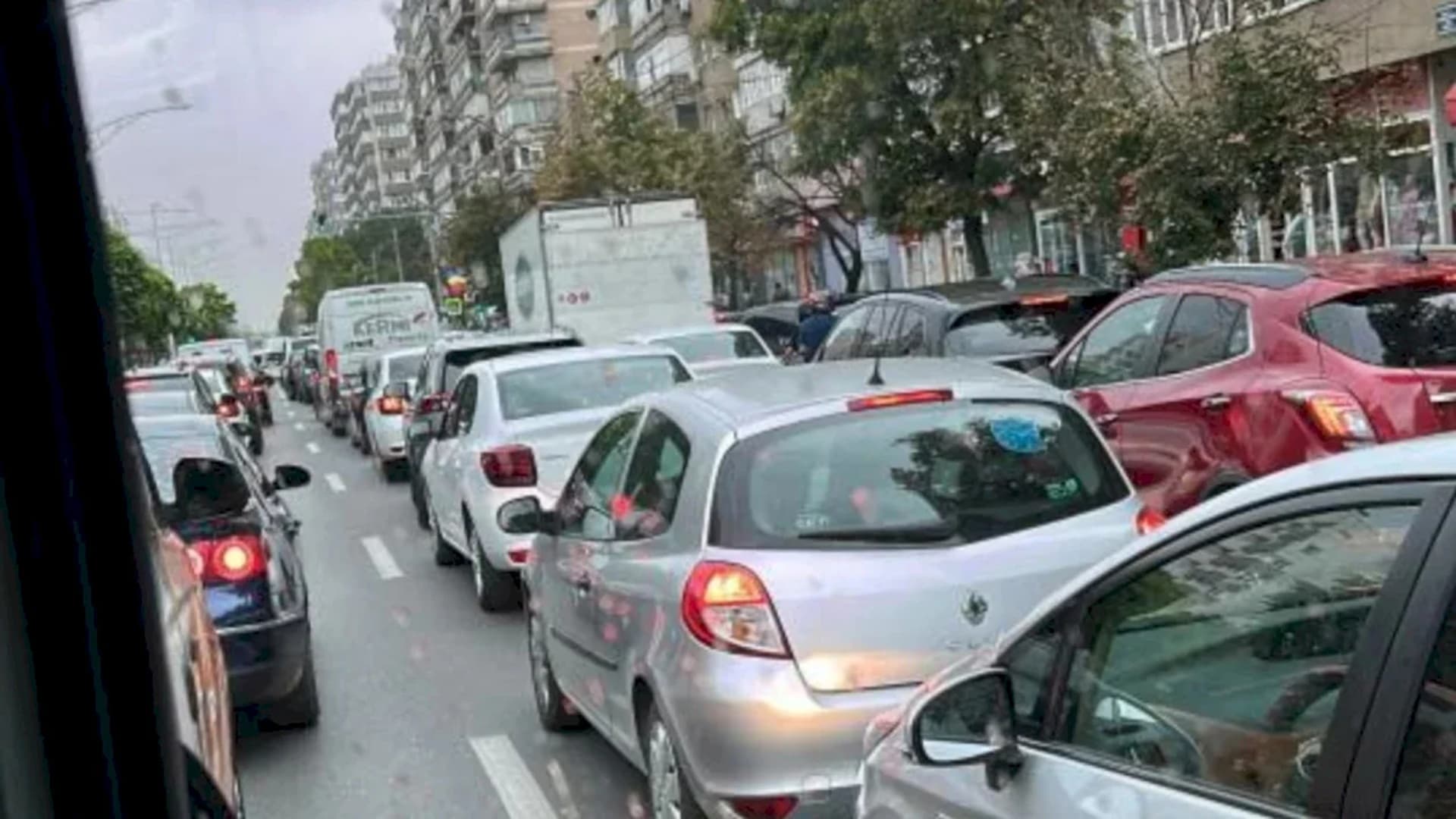Blocaj total în centrul Bucureștiului. Traficul este dat peste cap în urma restricțiilor pentru Bucharest International Half Marathon