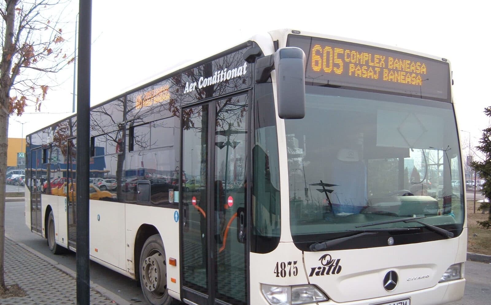 Liniile 605, 655 și N103 vor avea trasee modificate începând de luni, 4 mai. STB a anunțat noile rute