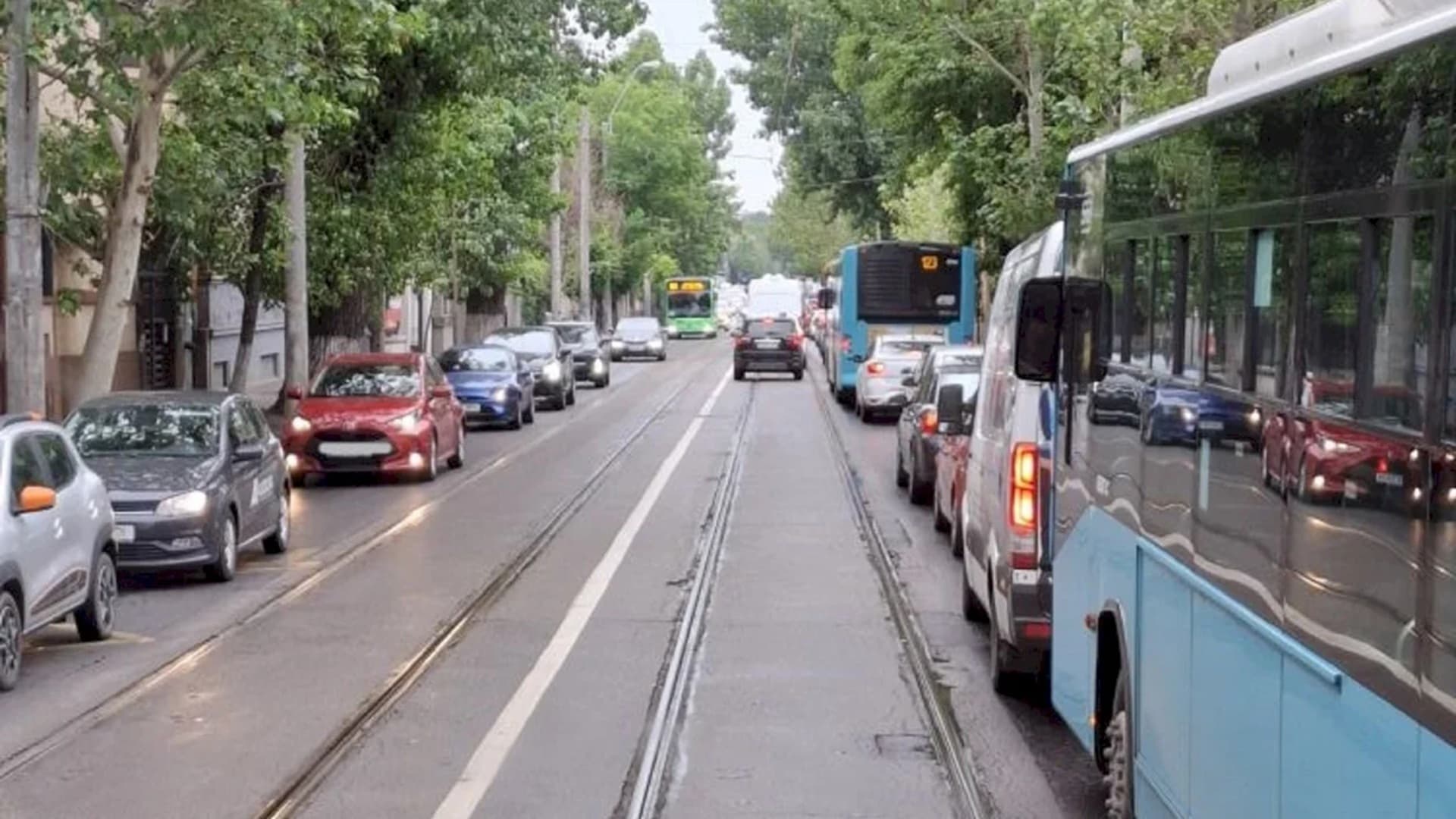 Bucuria de duminică dimineață pentru șoferii din Capitală. Avem Bucharest Half Marathon și străzi blocate în oraș. Unde s-a închis traficul