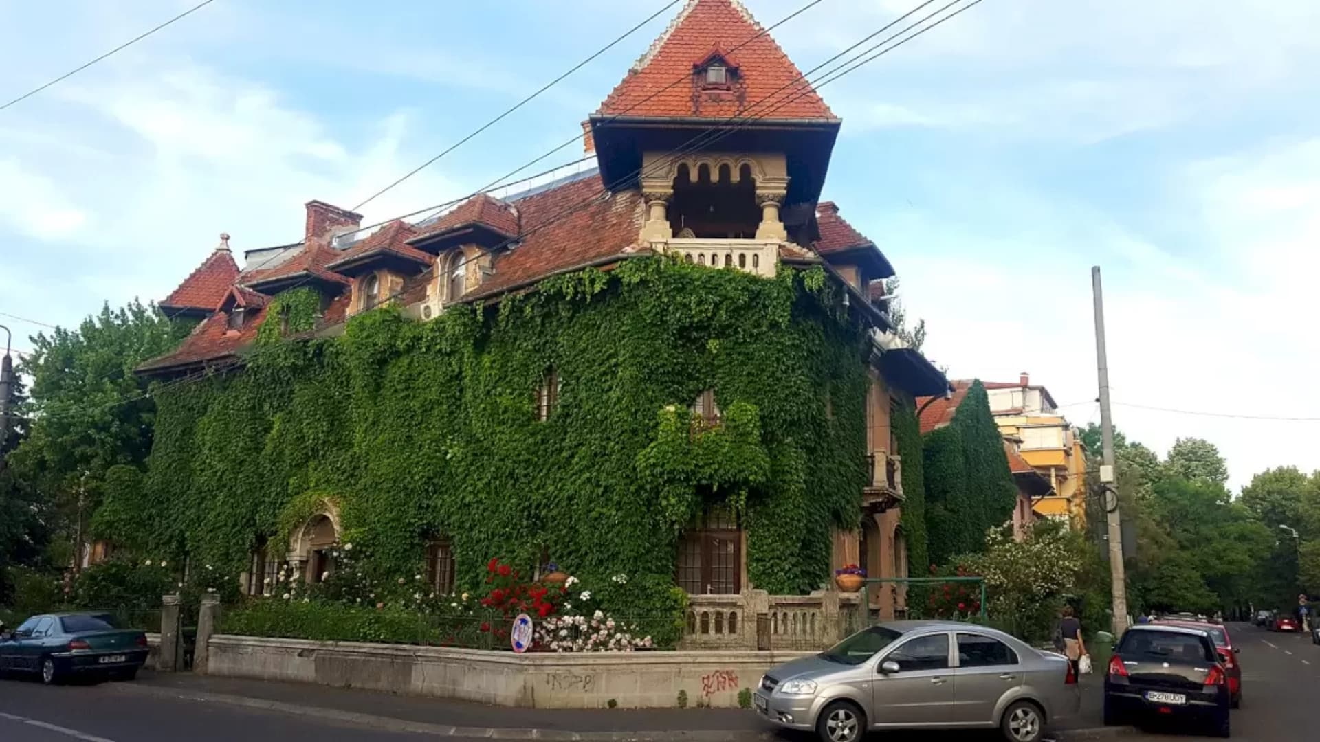 Bazar de Cotroceni, în weekendul viitor. Bucureștenii din cartier își vor deschide porțile caselor pentru vizitatori. Vor fi concerte, ateliere și mult stat la povești