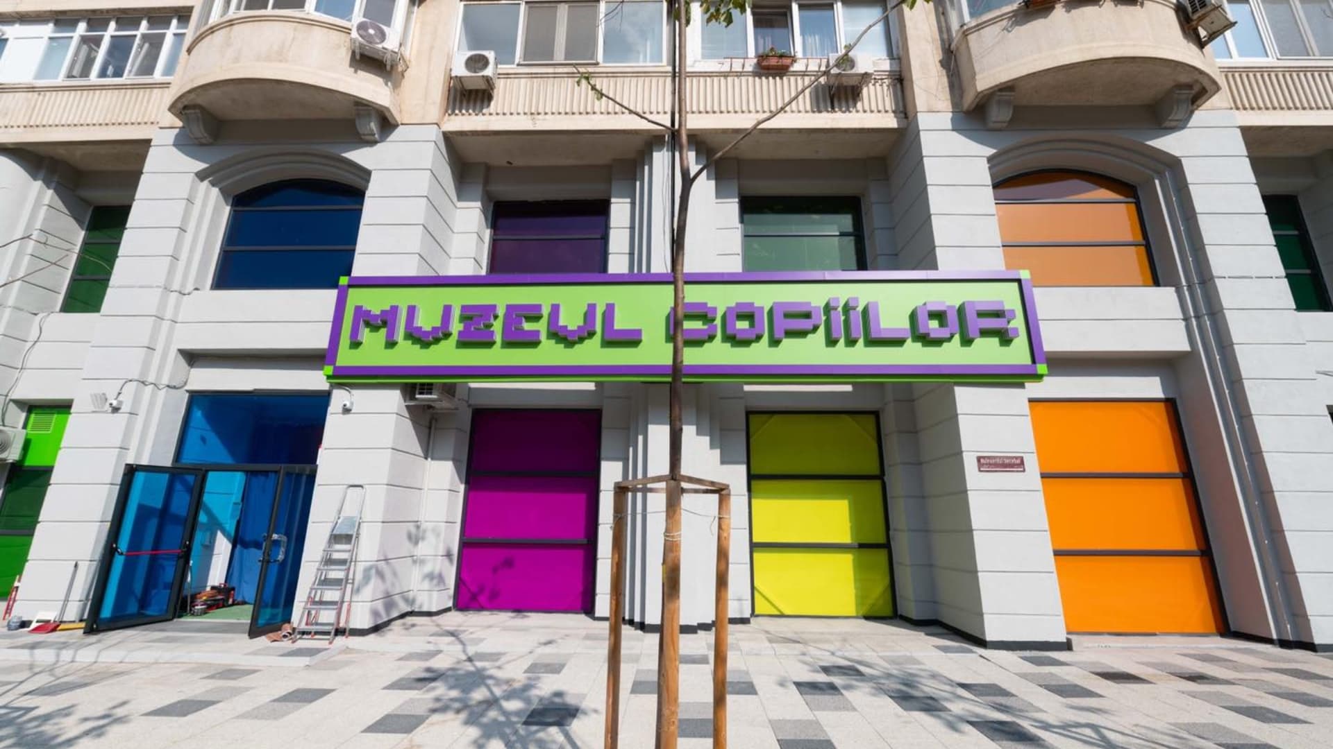 Muzeul Copiilor se redeschide în acest weekend. Picii devin aici detectivi prin cele 7 continente, prin trei expoziții cu tema „Ocolul Pământului în 50 de misiuni”