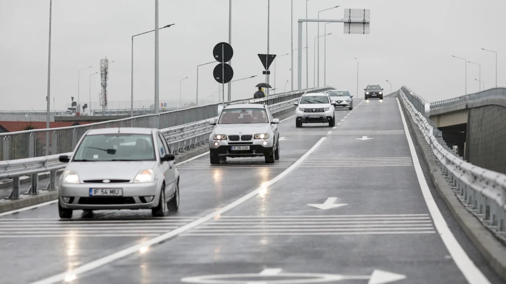 Restricții de circulație pe Centura Capitalei, mâine. Se fac lucrări la căminele de canalizare de la nodul rutier DN CB – DN 4 Oltenița