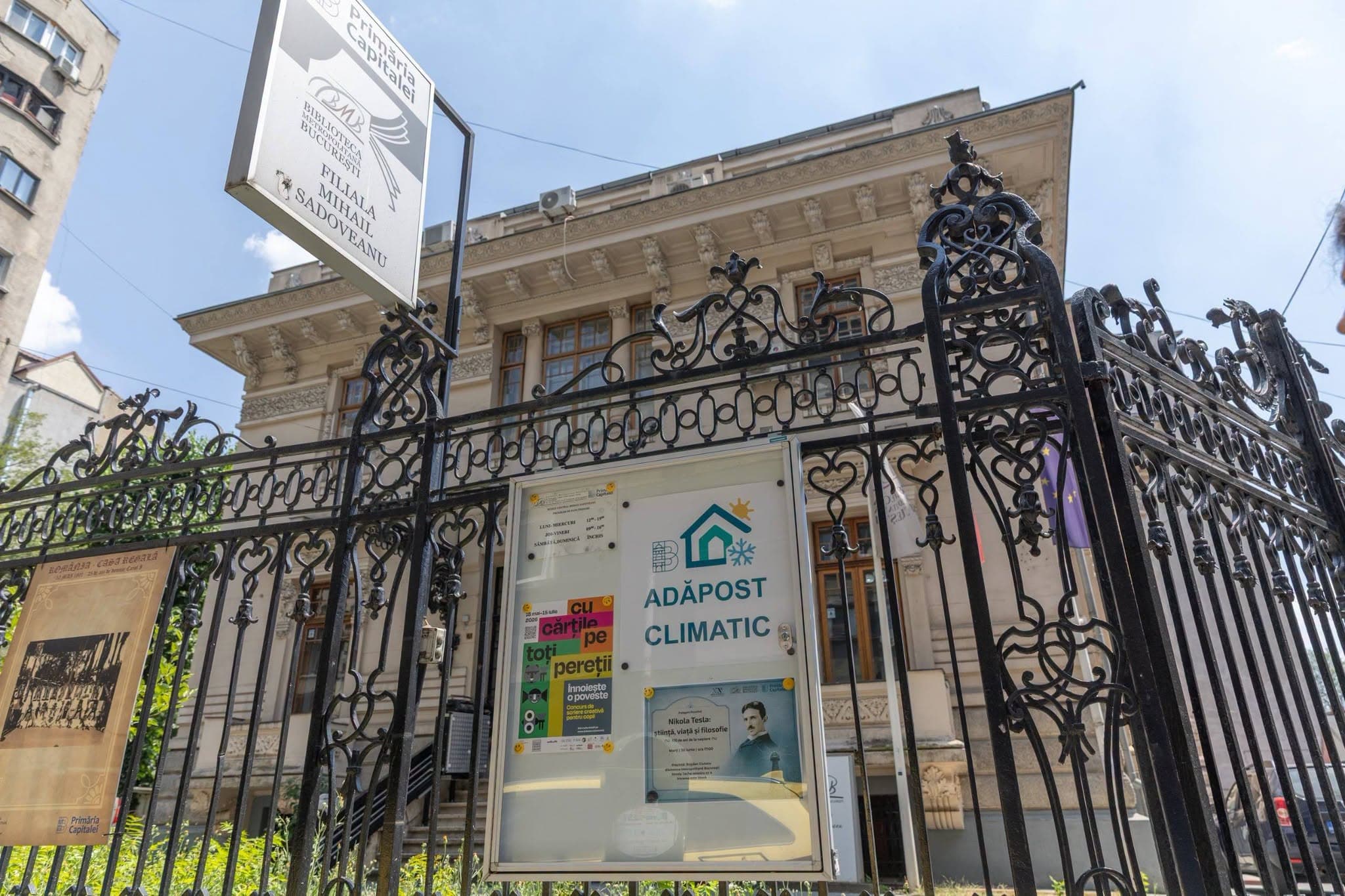 O rețea de adăposturi climatice, deschise în instituții și în sute de farmacii, va fi inaugurată mâine. Bucureștenii vor avea la dispoziție și o hartă