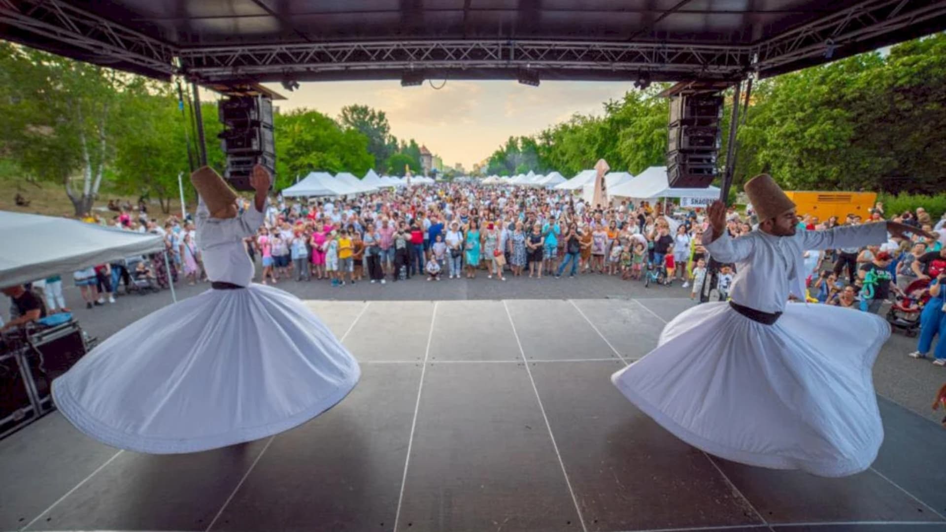 Anatolian Food Fest e în weekend. În curtea Arenei Naționale, bucureștenii vor găsi înghețată turcească, gözleme, baclavale și multă muzică