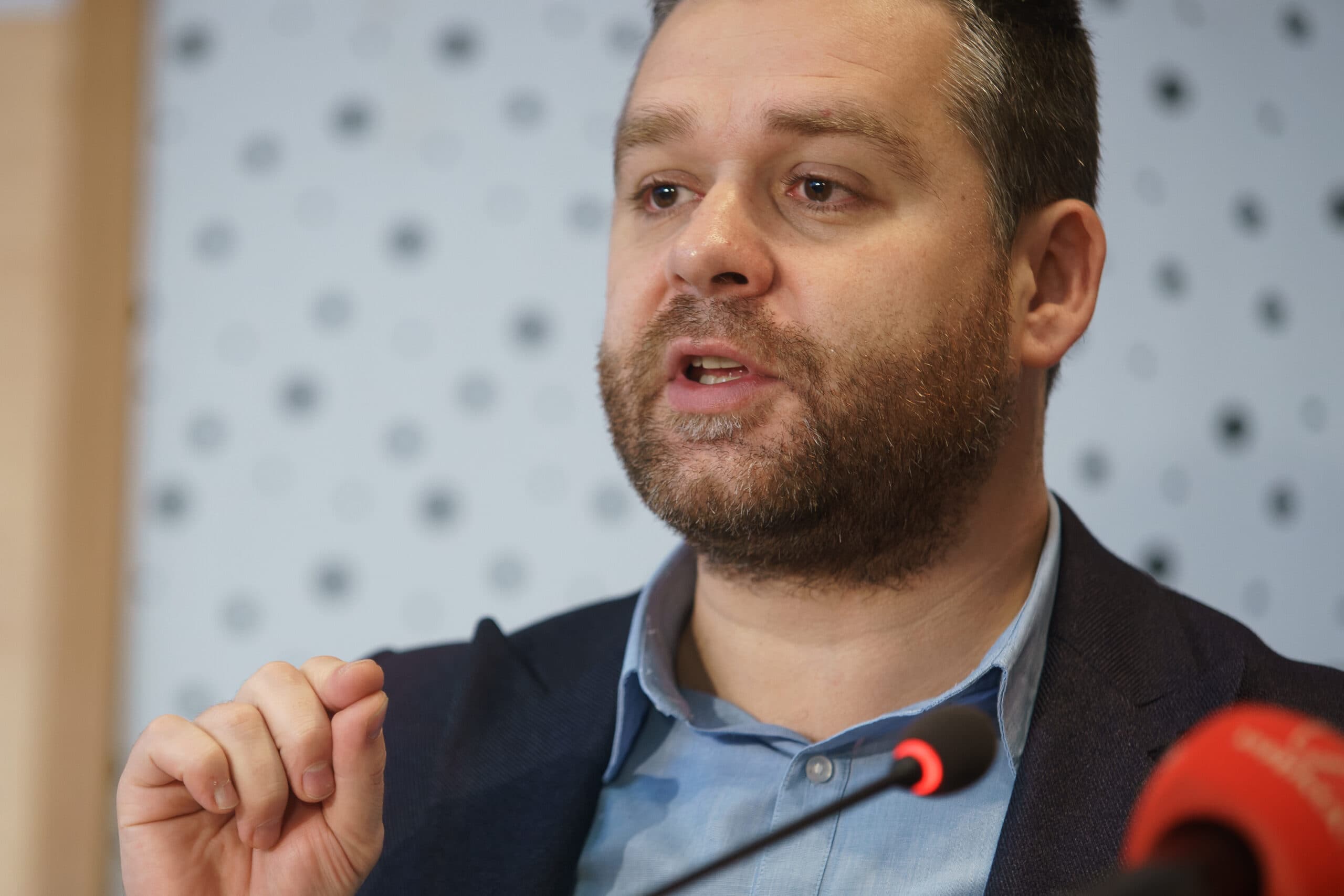 Într-un prim mesaj după o zi cu tribunal, primarul Ciucu anunță c-a semnat contractele pentru PUZ-urile Drumurilor Radiale 9 și 10. Observațiile bucureștenilor