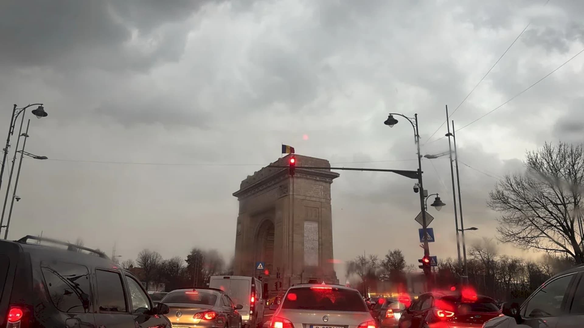 Avertizare METEO | Cod galben de vreme instabilă și ploi abundente în București, mâine. Prognoza specială pentru Capitală, actualizată acum de ANM
