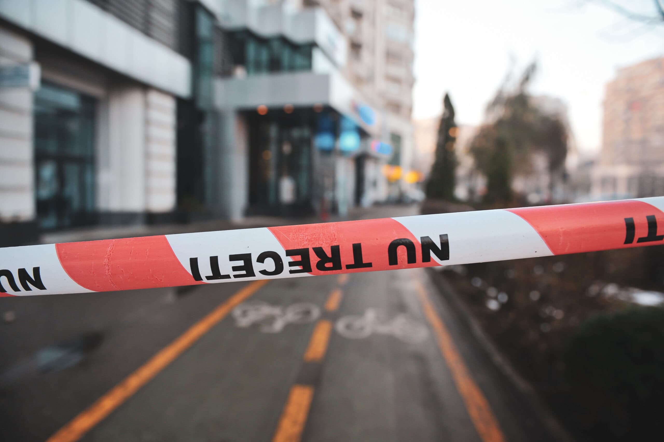 BREAKING | Pericol de explozie în București, scurgeri de gaze la un bloc din zona Nicolae Grigorescu. Oameni evacuați, trafic blocat, linii STB deviate